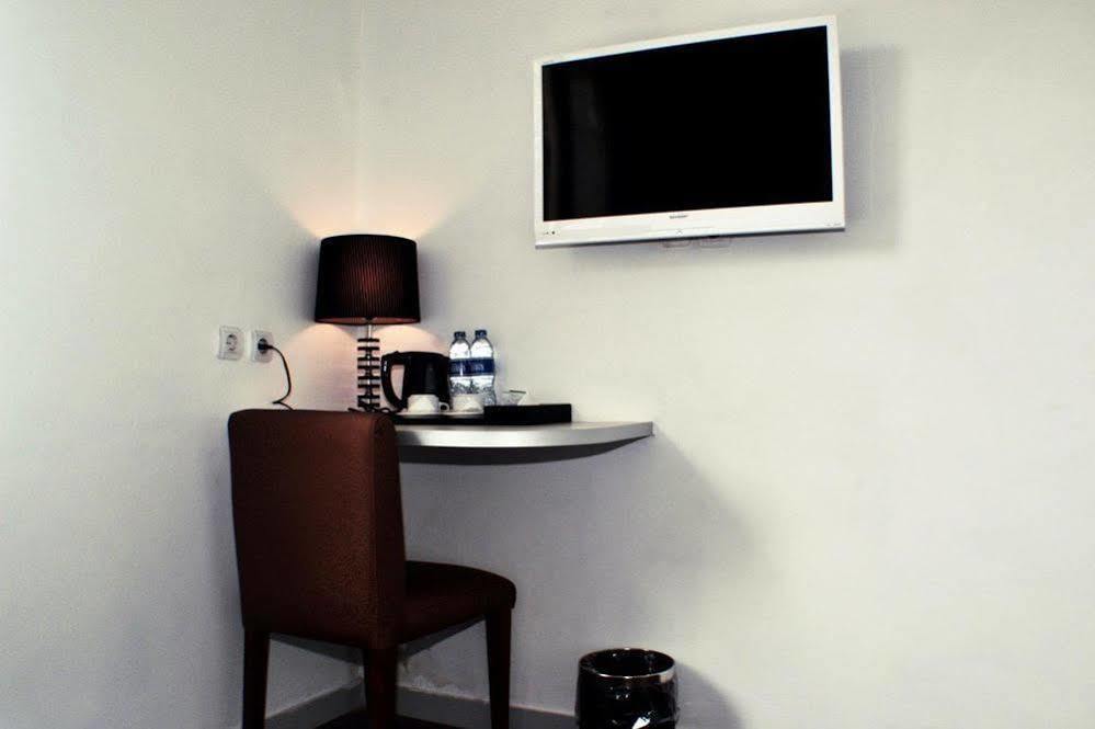 Maven Fatmawati Hotel Jakarta Buitenkant foto